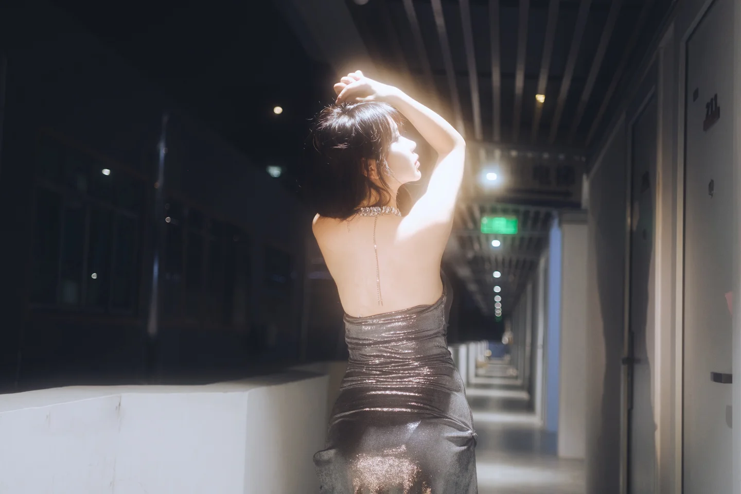 Tina很妖孽呀 - No.037 夜色连衣裙 [37P-110MB] tg@simisebaisi 【丝足阁】014.webp